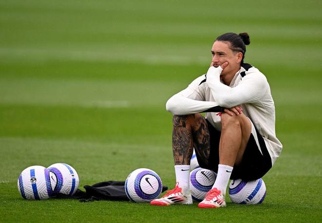 友坚信他们 友坚信他们