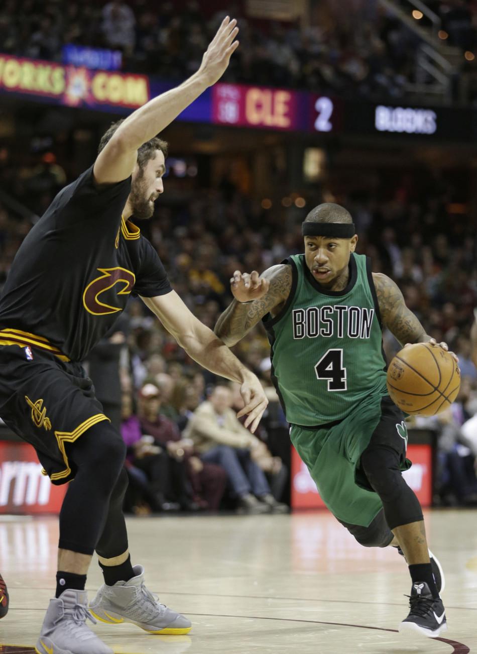 新老交替未 新老交替未