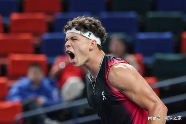 亚队的较量 亚队的较量